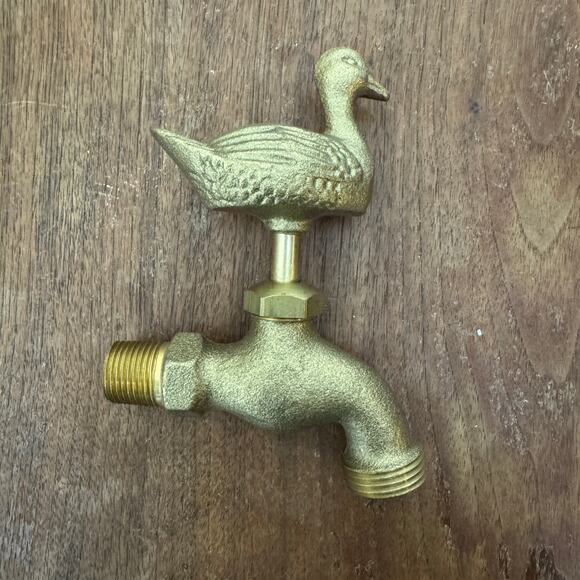 VINTAGE solid Brass Duck Fowl Outdoor Water Spout Spigot Decorative Accent - Picture 3 of 8